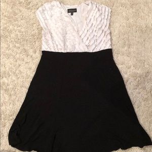 Black and white dress 14W